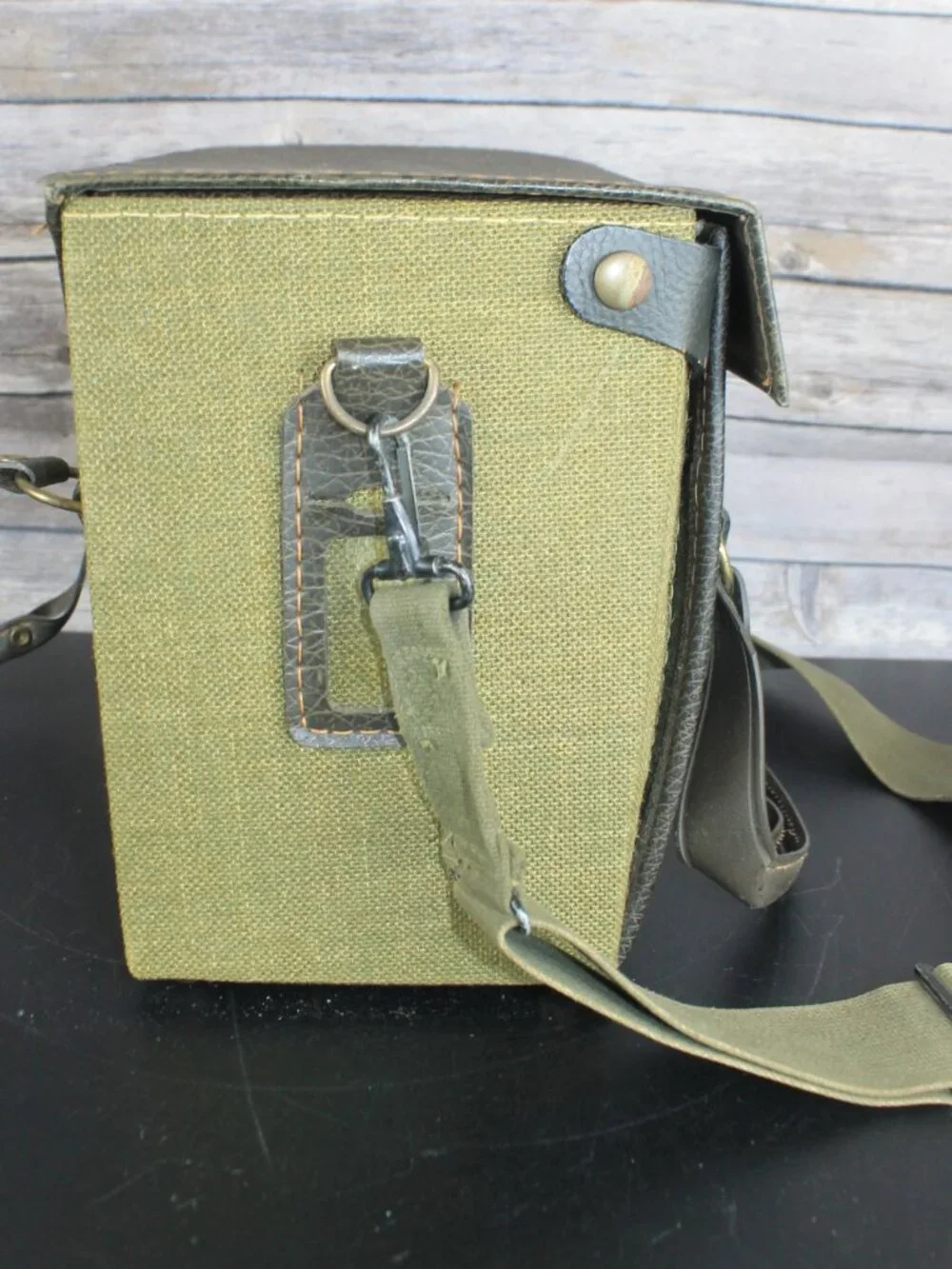 Vintage Style Hard Camera Case Olive Green Canvas Leather Shoulder Carry Suede